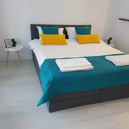 Apartment Studio Izzie